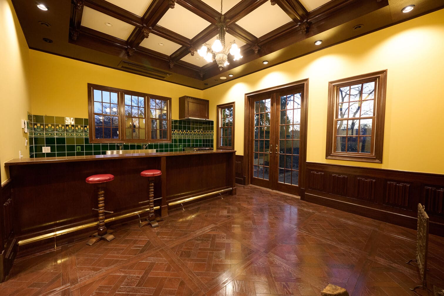 ヴィクトリアサロンの暖炉