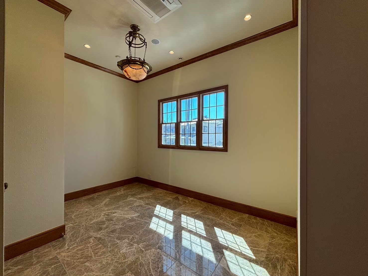 スターラインサロン